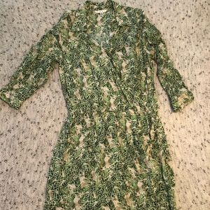 Cabi palm green dress with cinched waist